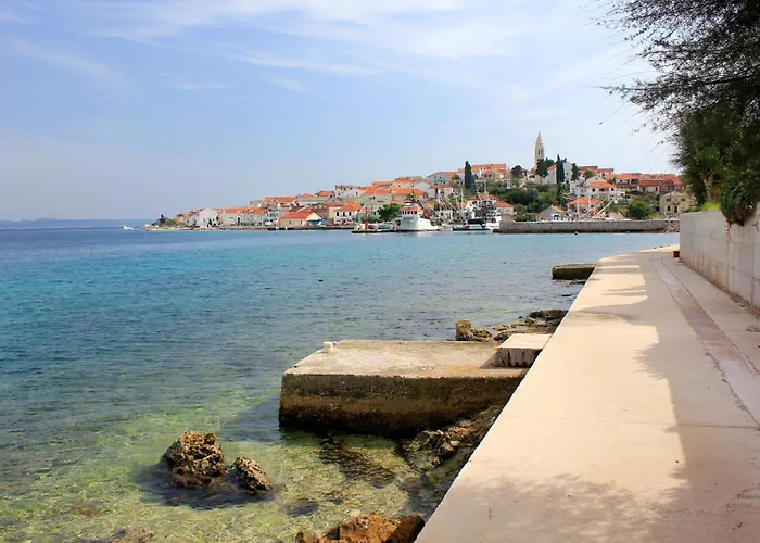 Дом отдыха Secluded House - Ugljan - 23713