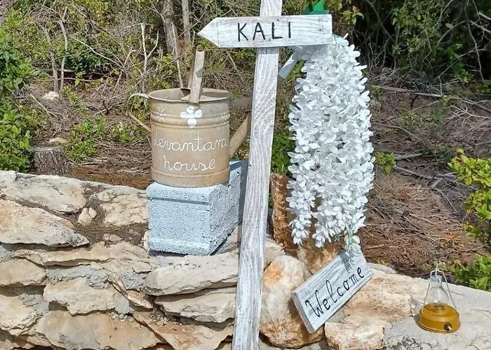 Secluded House - Ugljan - 23713 * Кали